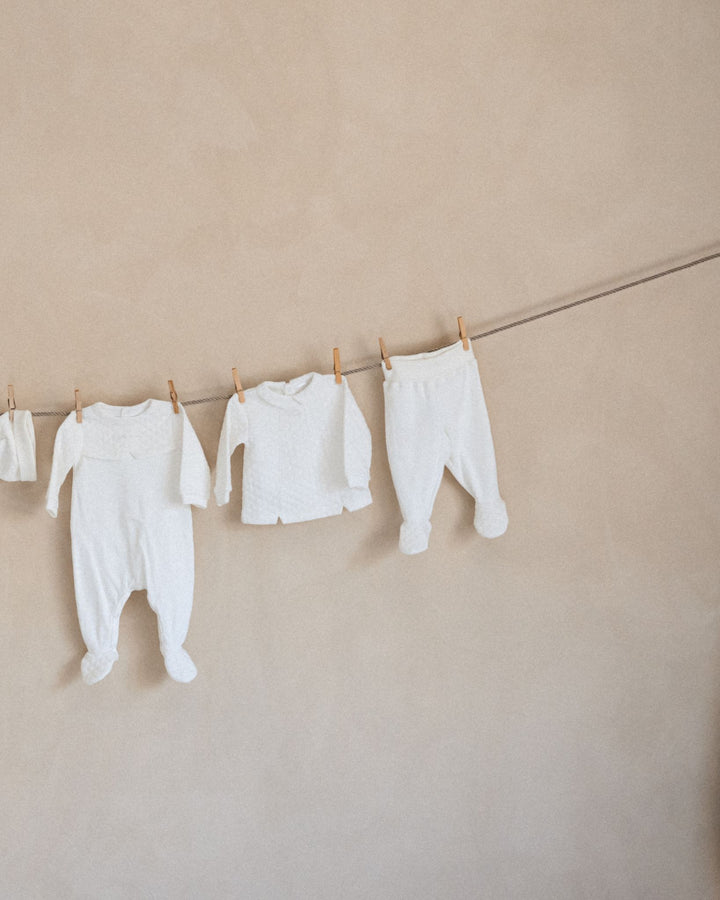 CONJUNTO ACOLCHADO BLANCO
