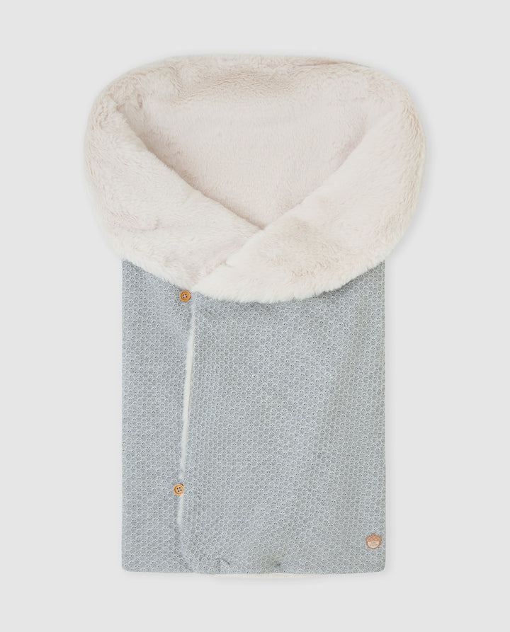 SAQUITO TRICOT GRIS RECIÉN NACIDO