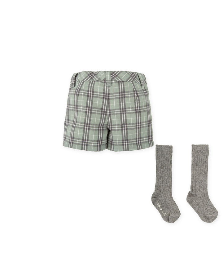 BERMUDA GRIS CON CALCETINES