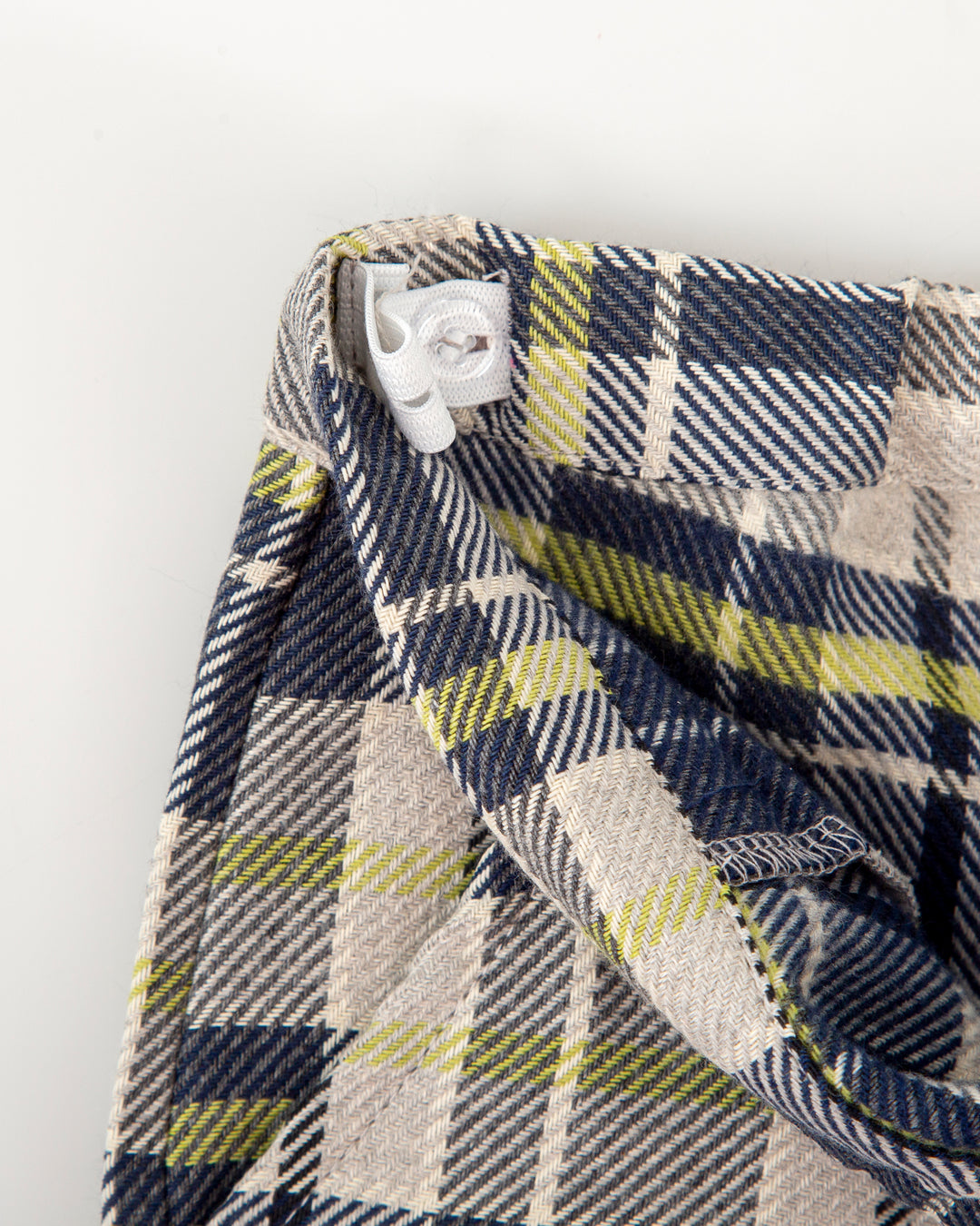 SHORTS AZUL MARINO CON CALCETINES