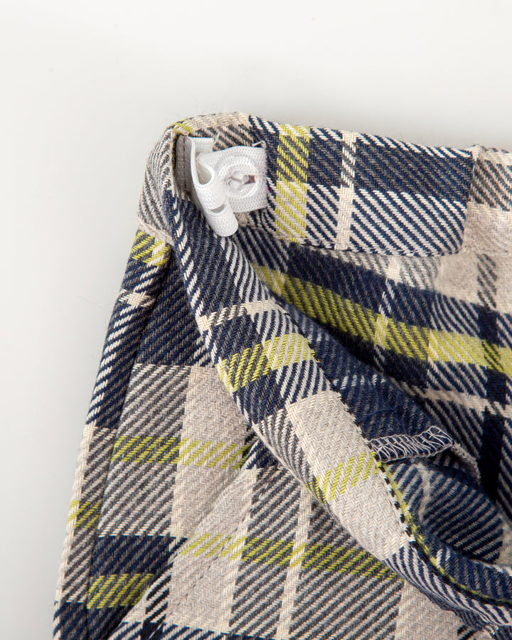 SHORTS AZUL MARINO CON CALCETINES