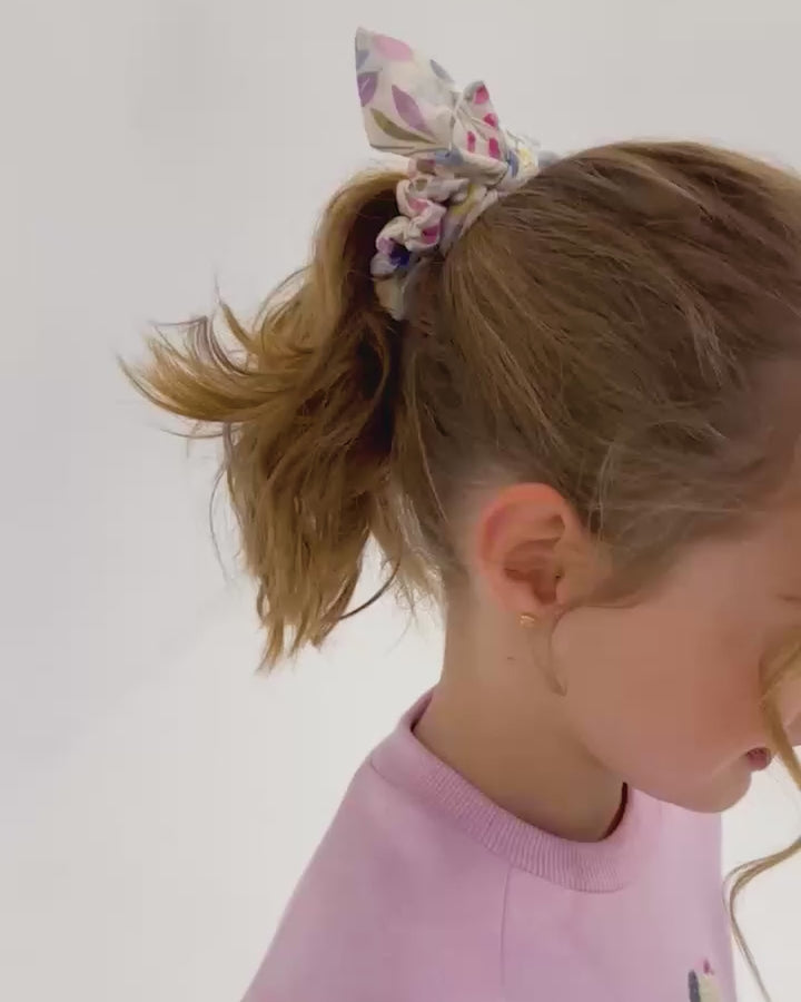 PURPLE BOW SCRUNCHIE