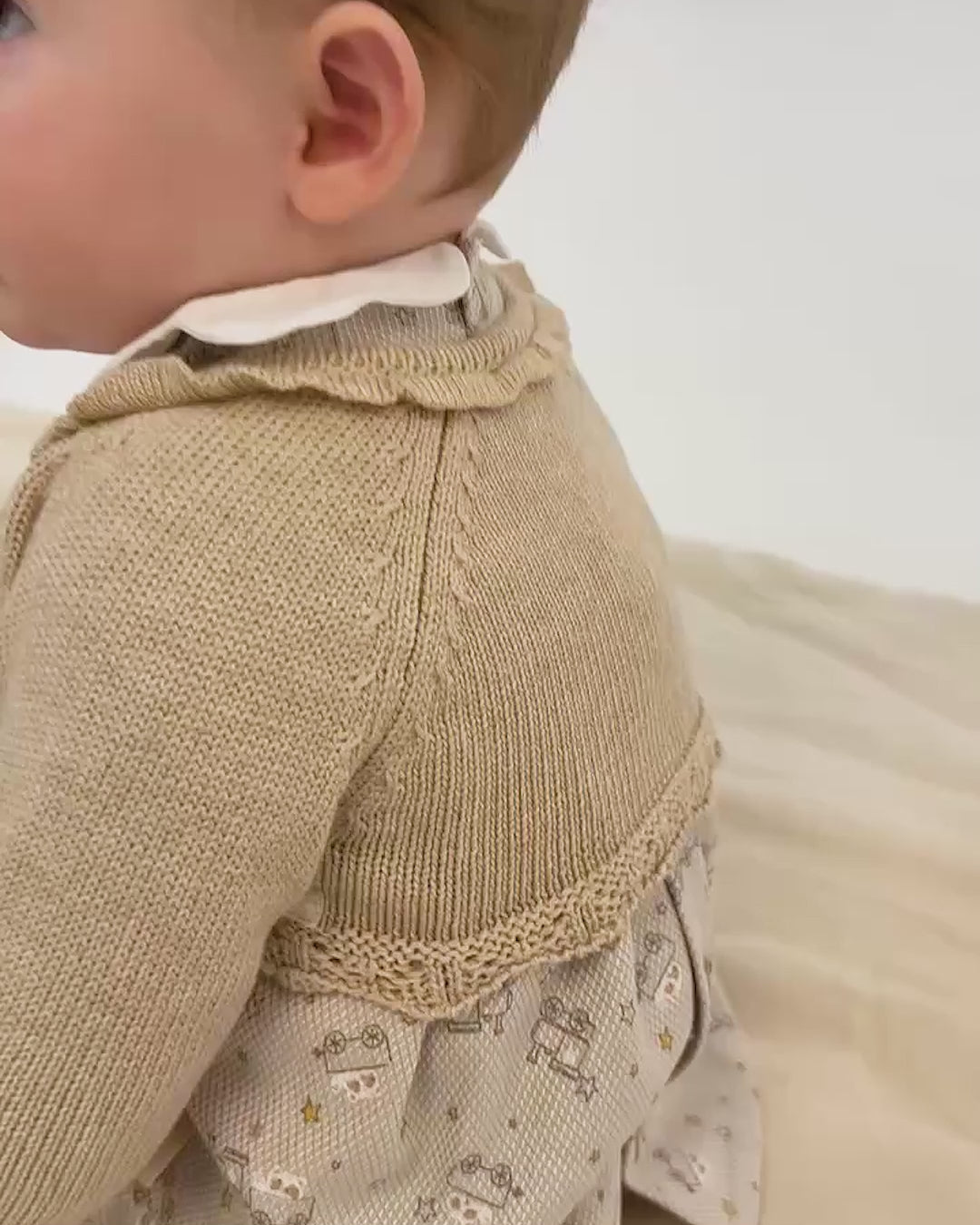SAND KNITTED CARDIGAN